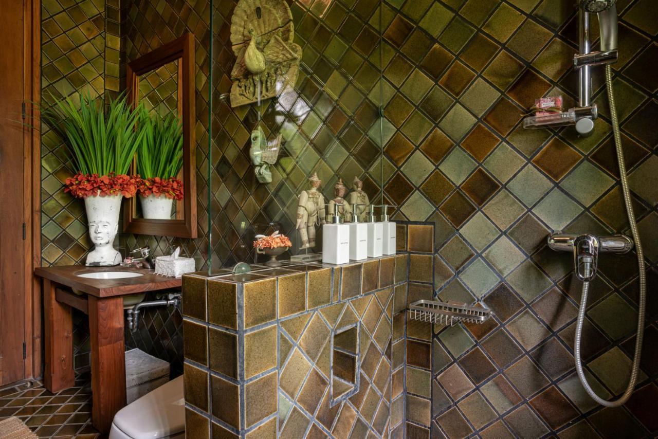 Howie'S Homestay Mae Rim Exteriör bild