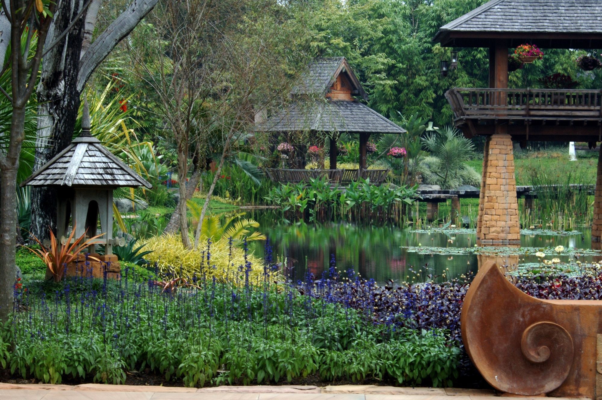 Howie'S Homestay Mae Rim Exteriör bild