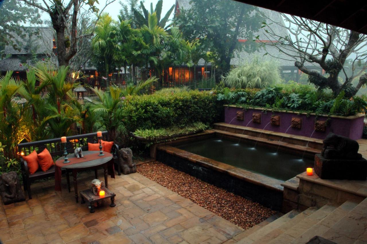 Howie'S Homestay Mae Rim Exteriör bild